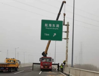 濮阳濮阳悬臂式交通标志杆